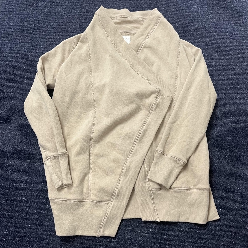 Abercrombie & Fitch Cardigan Sweater